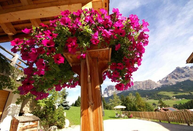 酒店 Garni La Ciasota 3s