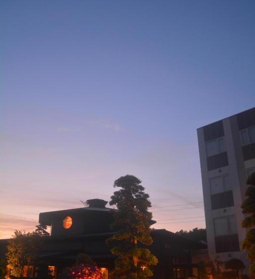 בית מלון כפרי Futabatei