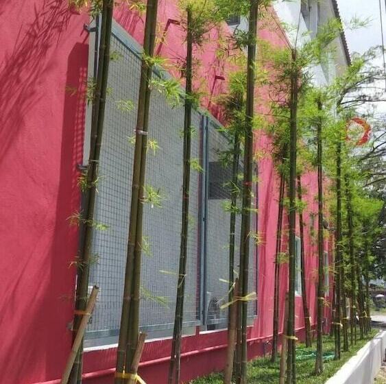 Отель Sino @ Thungsong