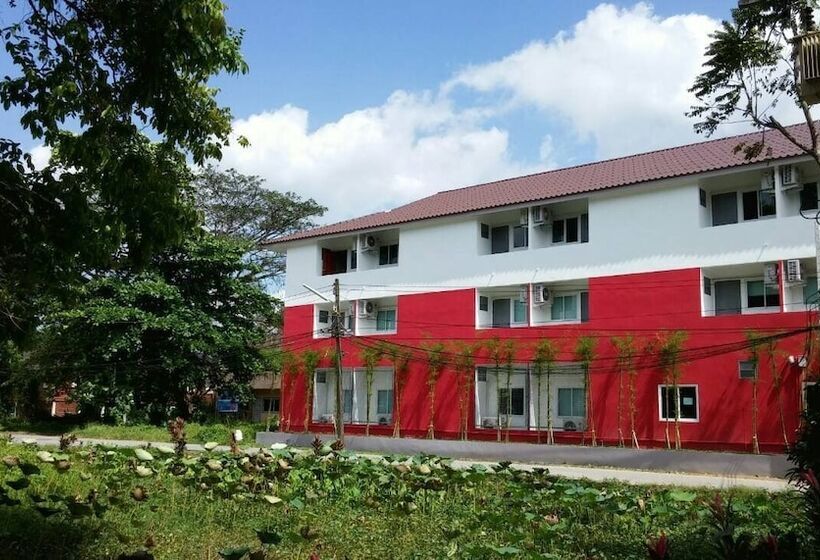 Отель Sino @ Thungsong