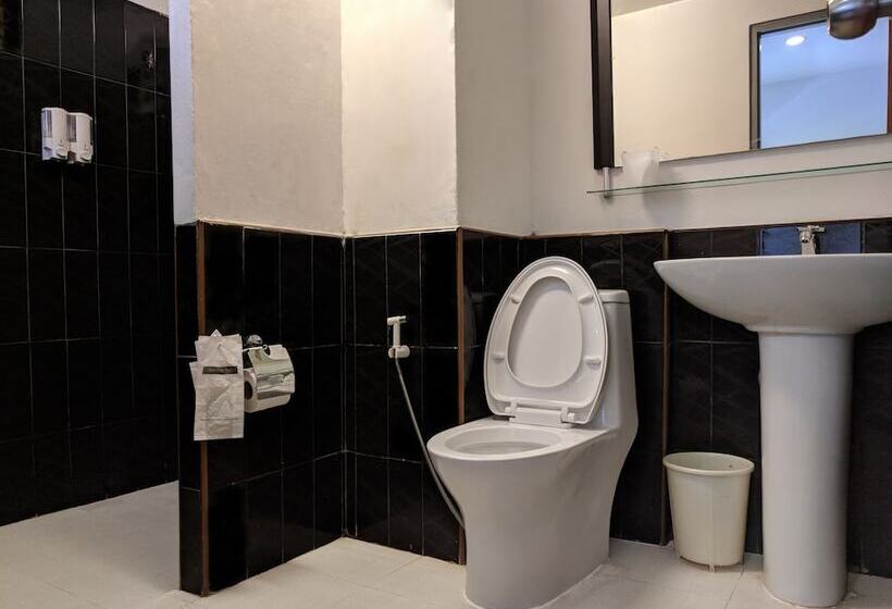 Отель Sino @ Thungsong