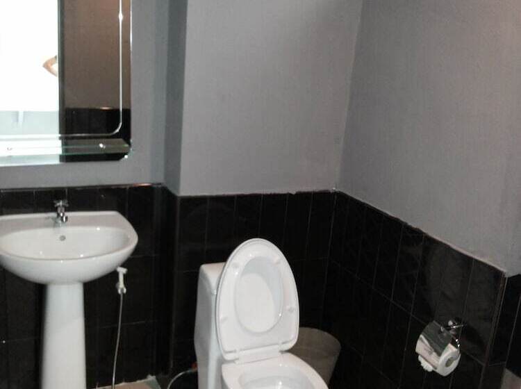 Отель Sino @ Thungsong