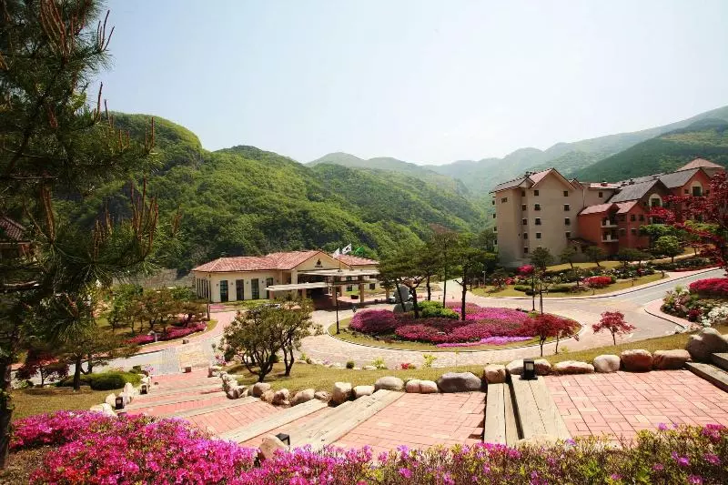 Tops 10 Resort Donggang Cistar