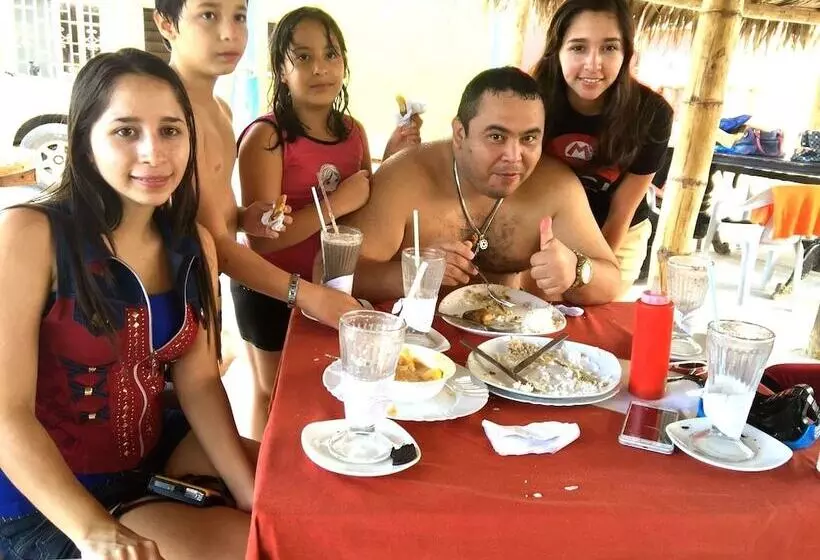 Retkeilymaja Berlin  Spa & Finca