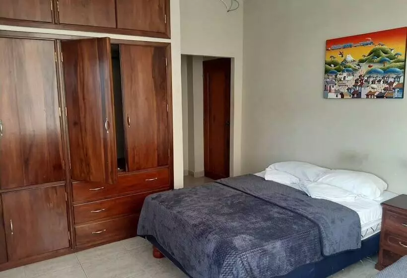 Retkeilymaja Berlin  Spa & Finca