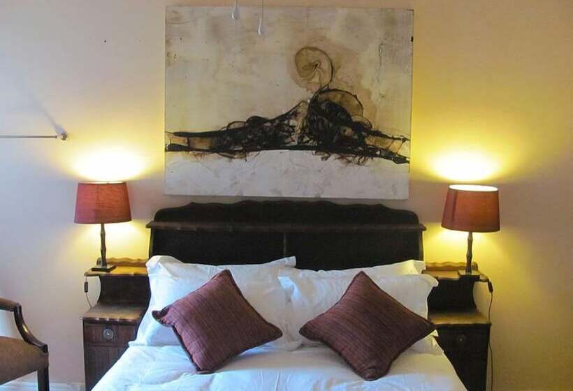 住宿加早餐  Stellar Dust Guesthouse Previously The Blue Moon Guesthouse