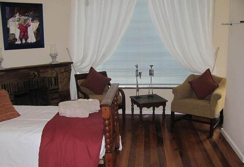 住宿加早餐  Stellar Dust Guesthouse Previously The Blue Moon Guesthouse