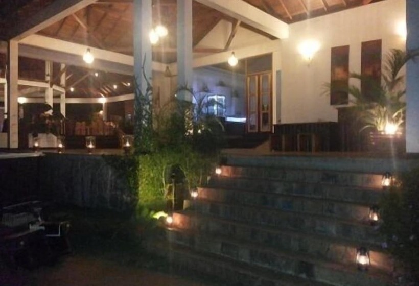 בית מלון כפרי Brook Boutique