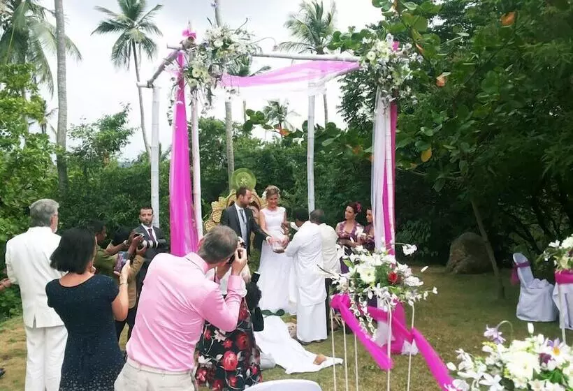 Hotelli Brook Boutique