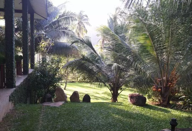 Hotelli Brook Boutique