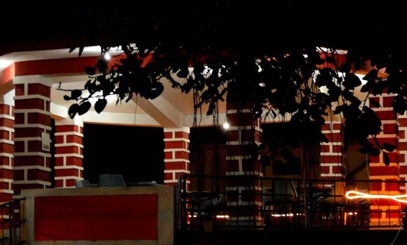 酒店 Dee Jay Resort