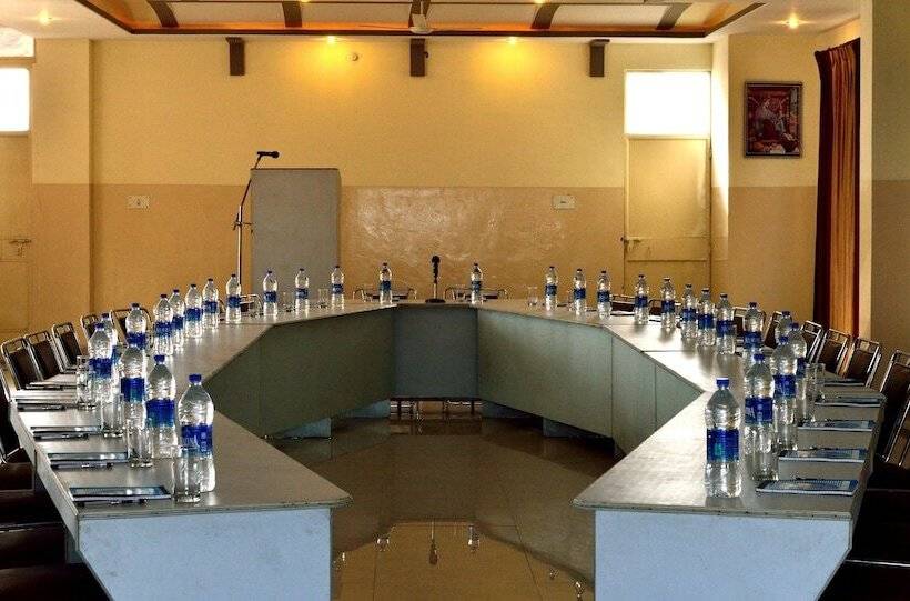 酒店 Dee Jay Resort