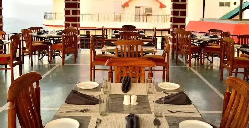 ホテル Dee Jay Resort