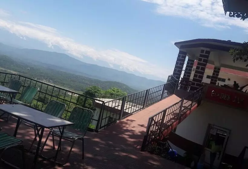 ホテル Dee Jay Resort