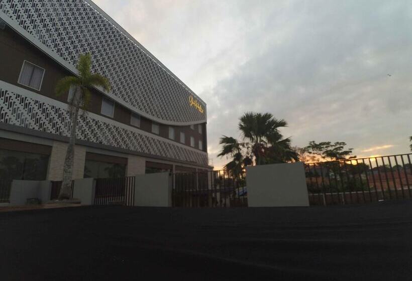 Hotell Grand Kolopaking