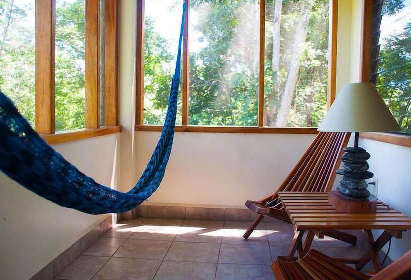 בית מלון כפרי Mariposa Jungle Lodge