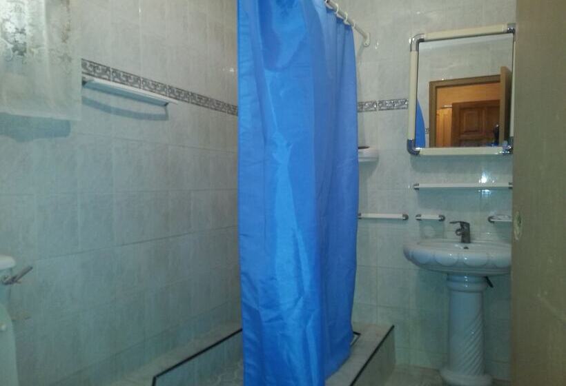 فندق Paradise Resort Lake Bosomtwe