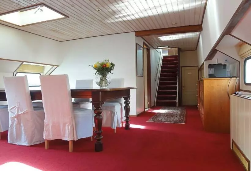 ホテル Péniche Serenity