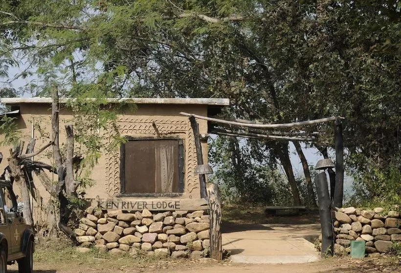 Hotelli Pugdundee Safaris   Ken River Lodge