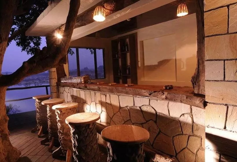 Hotelli Pugdundee Safaris   Ken River Lodge