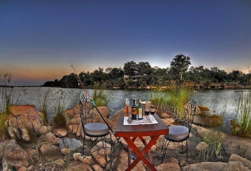 בית מלון כפרי Pugdundee Safaris   Ken River Lodge