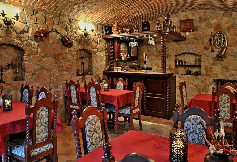 هتل Zámeček Kaliště