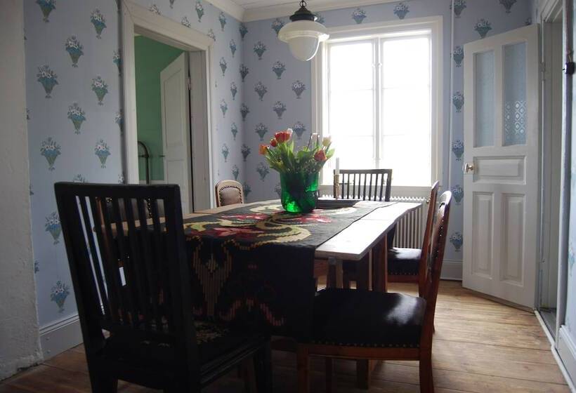 Nästegården Bed & Breakfast