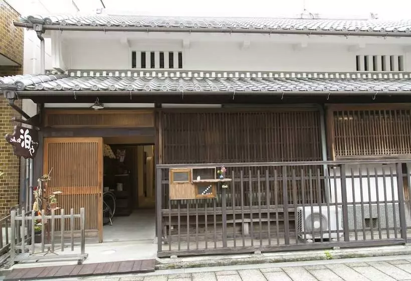 Majatalo Female Only Guesthouse Tomariya