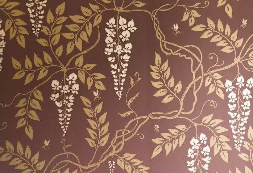 Majatalo Female Only Guesthouse Tomariya