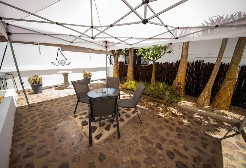 Majatalo Kleinplasie Guesthouse