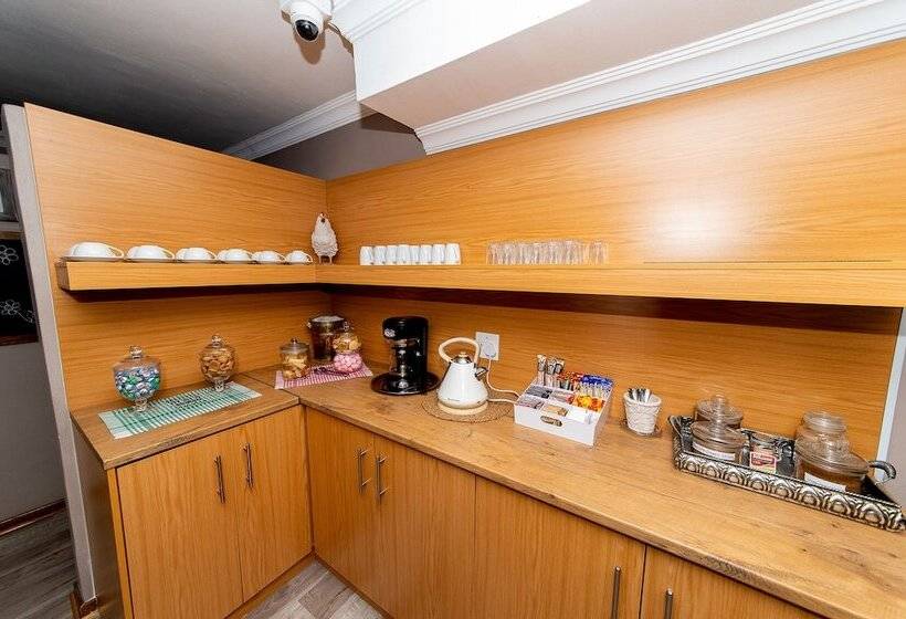 ペンション Kleinplasie Guesthouse