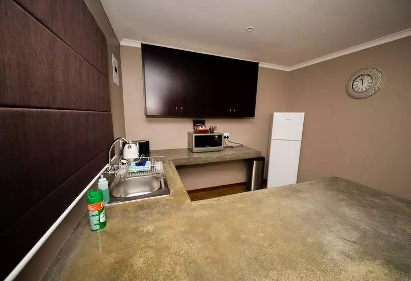 Majatalo Kleinplasie Guesthouse