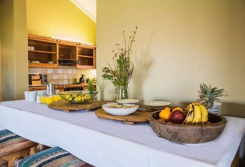 Majatalo Wolfkop Guesthouse