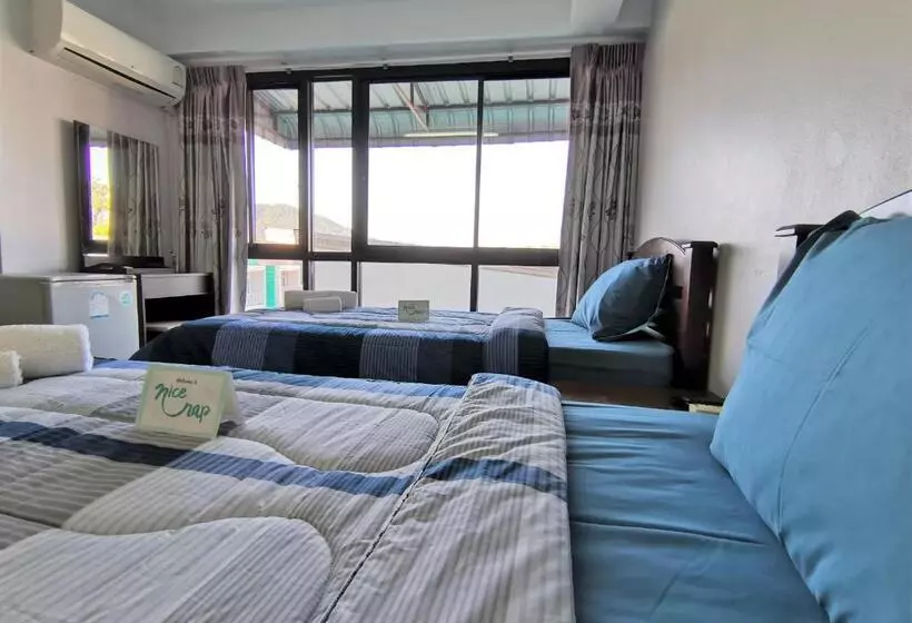 Nice Nap Hostel