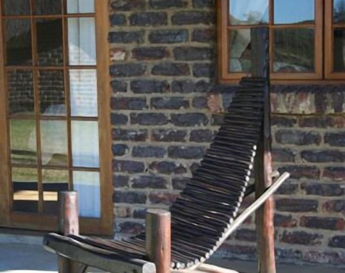 Bed & Breakfast African Flair Country Lodge