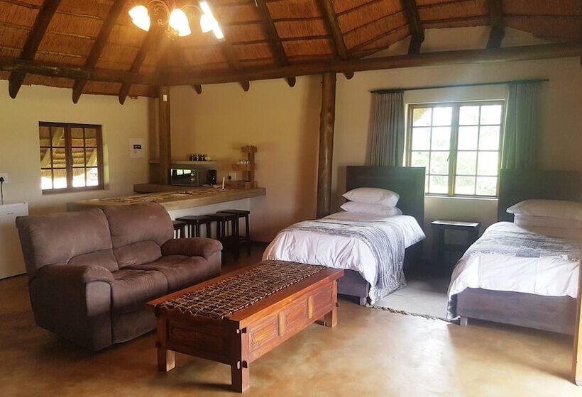 Bed & Breakfast African Flair Country Lodge