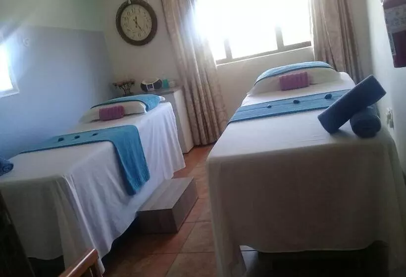 Aamiaismajoitus (B&B) Sugar Beach Resort