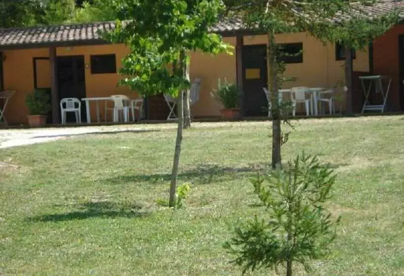 Hotelli Camping Rio Verde