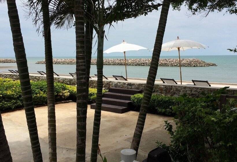 בית מלון כפרי Chomtalay Resort At Had Chaosamran Beach