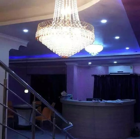 Hotelli Gitanjali Raiganj