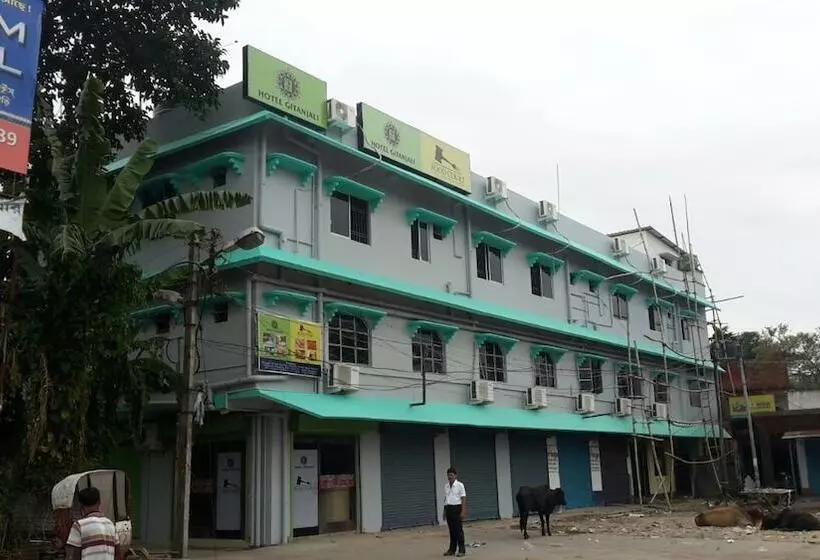 Hotelli Gitanjali Raiganj