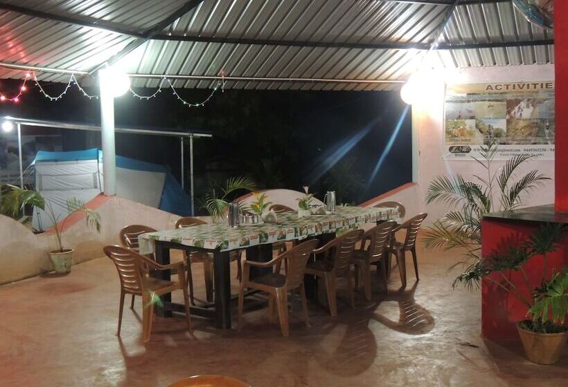 ホテル Jungle Nest Homestay