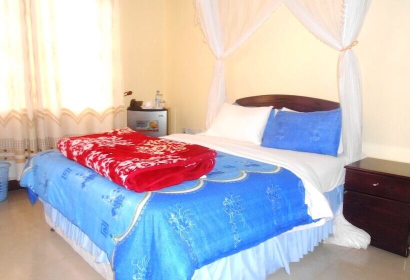 בית מלון כפרי Lenny