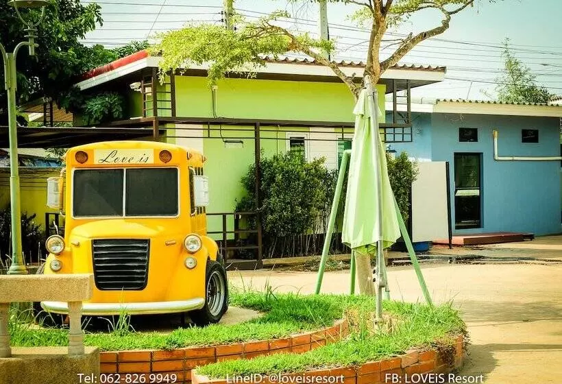 Hotelli Love Is Resort