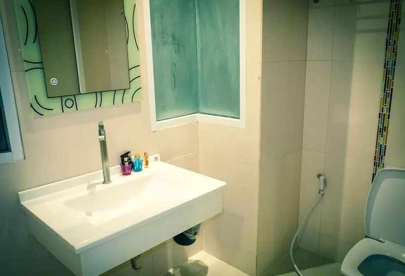 Hotelli Love Is Resort