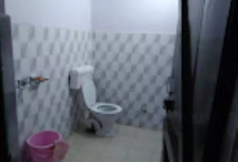 New Basera Hotel Sitapur