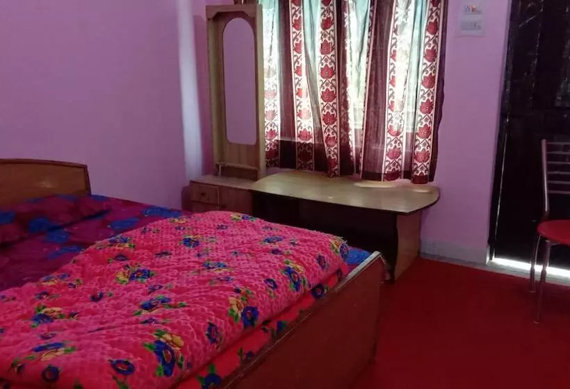 New Basera Hotel Sitapur