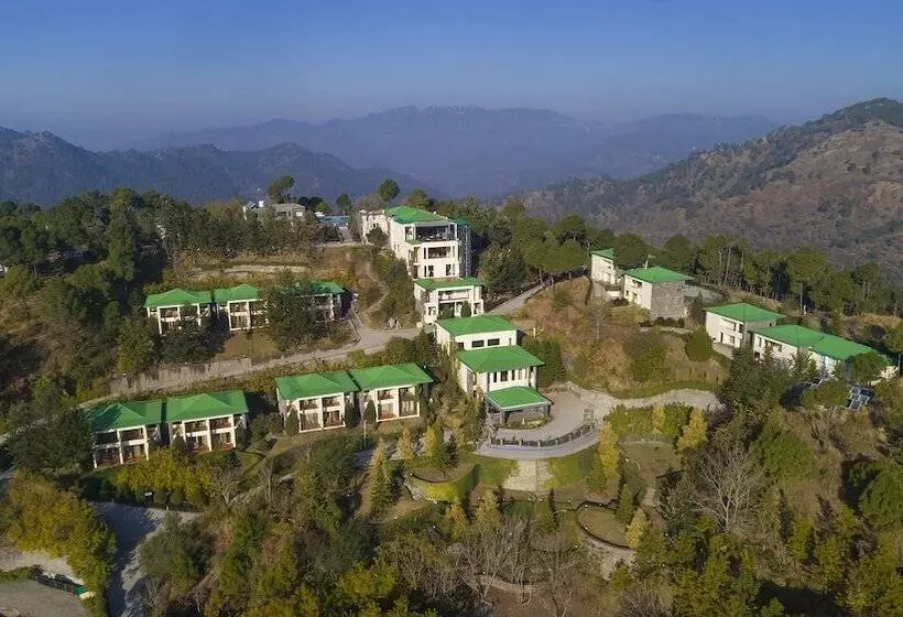 ホテル Suryavilas Luxury Resort & Spa