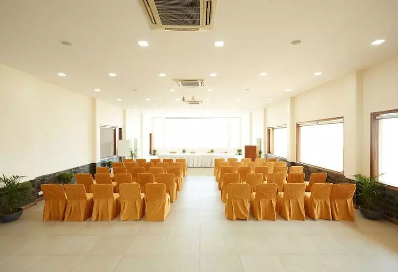 ホテル Suryavilas Luxury Resort & Spa