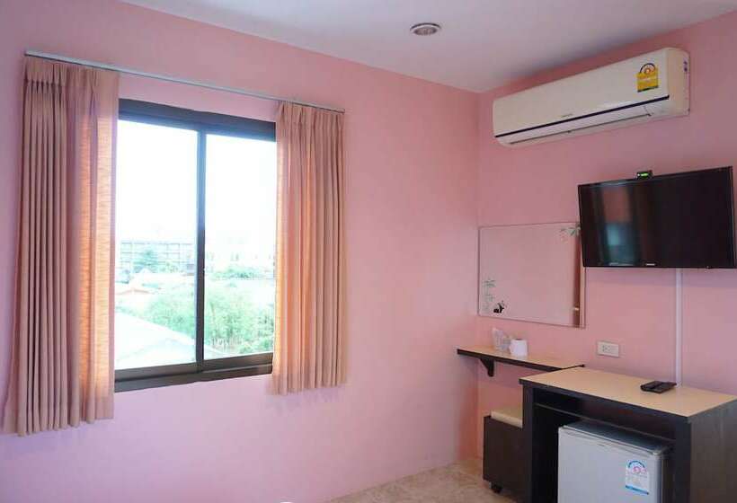 Hotel Pranee Mansion Airport